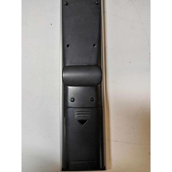 Toshiba CT-90303 LCD Remote Control genuine-Tested Works - Picture 2 of 3